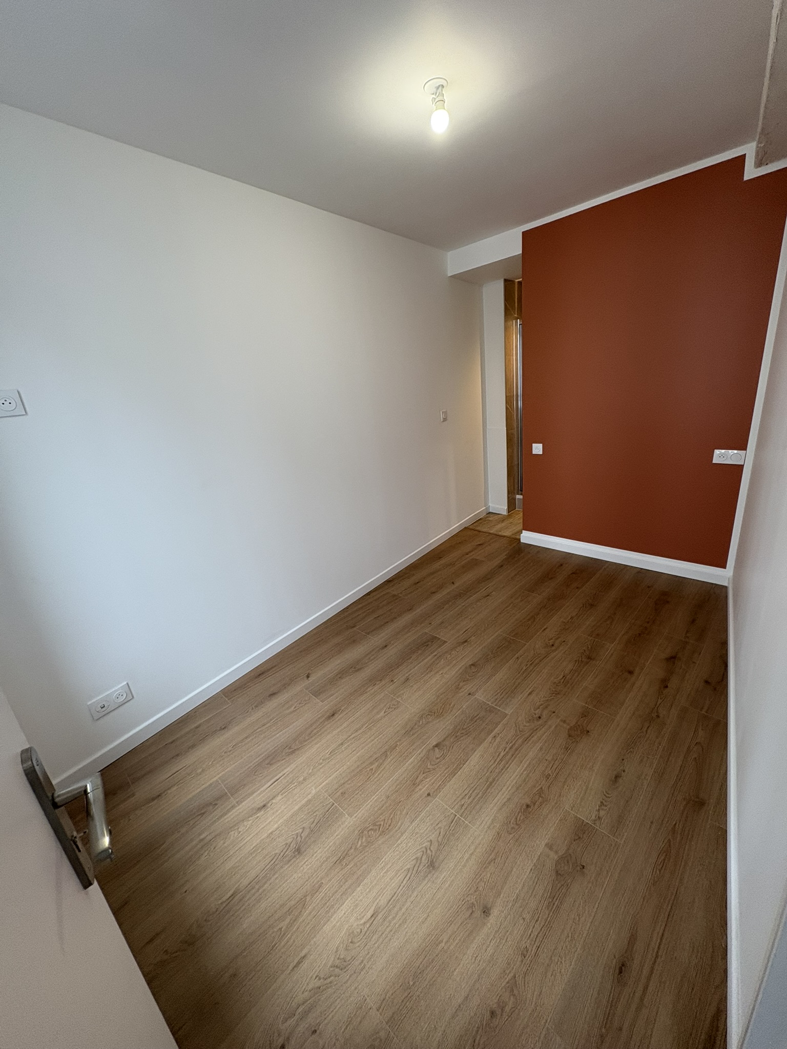 Chambre — Terracotta Contemporaine